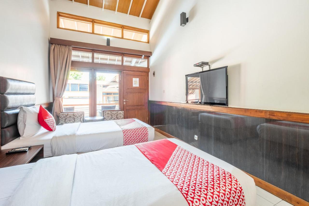 Oyo 1210 Nice Guesthouse Бандунг Экстерьер фото