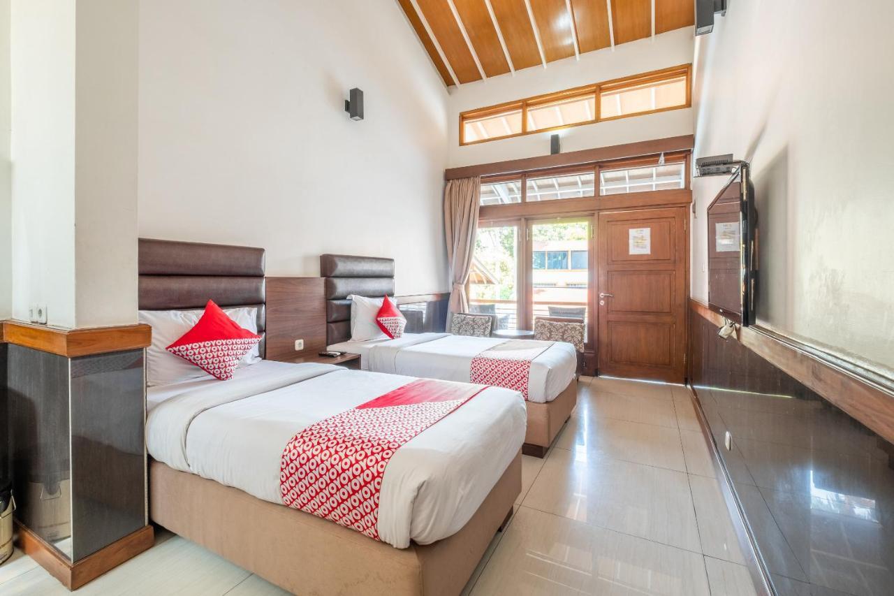 Oyo 1210 Nice Guesthouse Бандунг Экстерьер фото